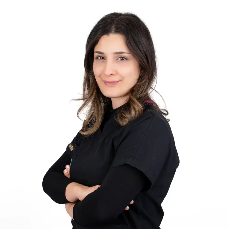 Dt. Özge Kocager